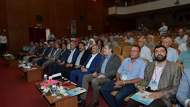 'Yeşilyurt Belediye Başkanı Hacı Uğur Polat:'