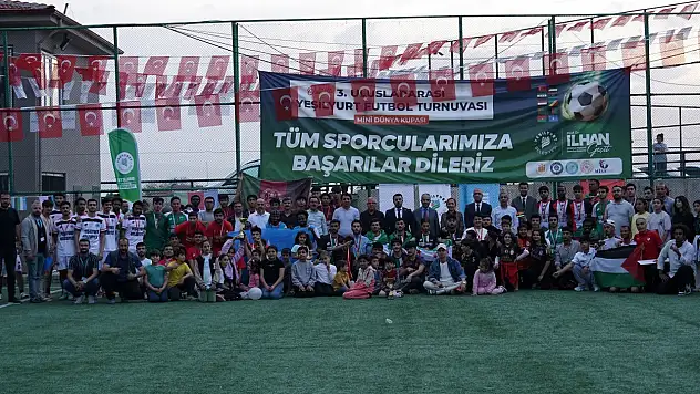 3. Uluslararası Yeşilyurt Futbol Turnuvası sona erdi