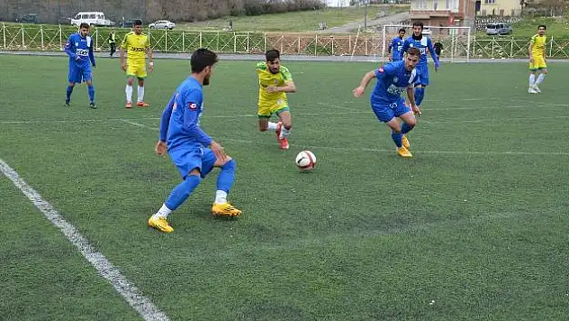 Yeşilyurtspor Futbol Takımı ligi iyi bir yerde tamamladı