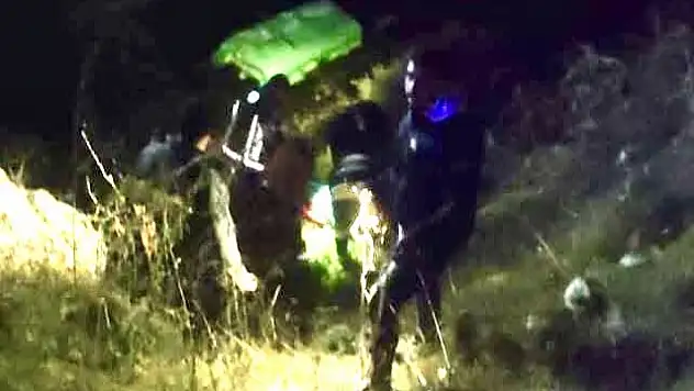 Doğanşehir'de Motosiklet Kazası: Sürücü Dereye Uçtu