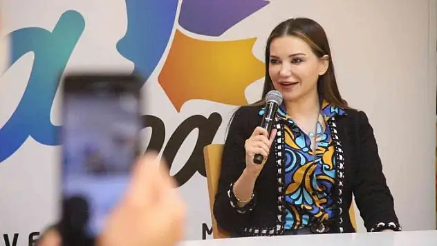 'Gençler imza için kuruğa girdi'