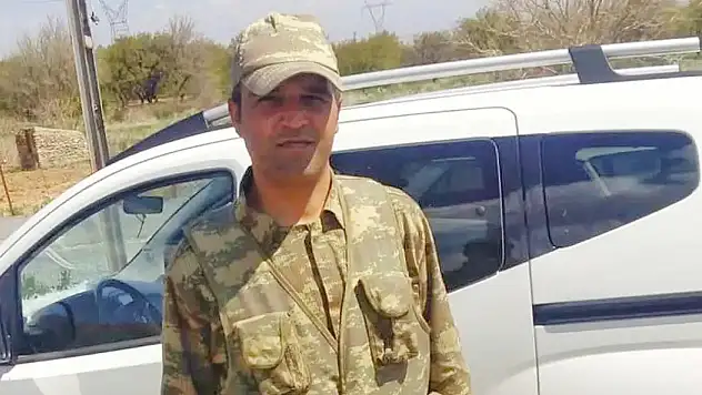 Güvenlik Korucusu Kalbine Yenik Düştü