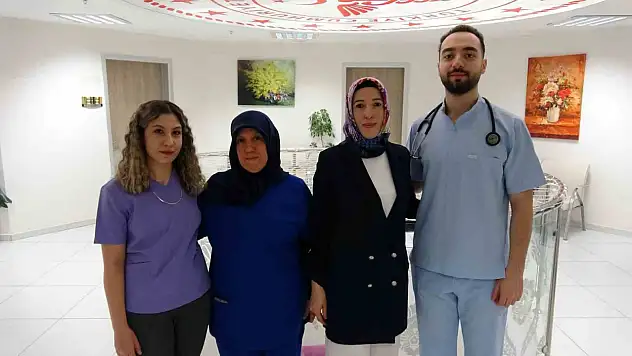 Hemşire anneler, doktor olan çocuklarıyla aynı hastanede görev yapıyor