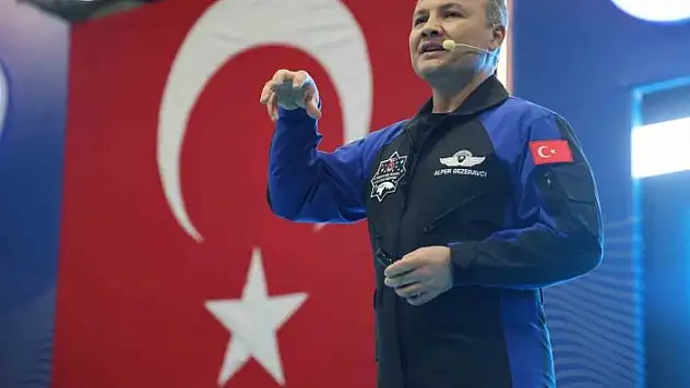 'İlk Türk astronot Alper Gezeravcı: Bu bir yere varış hikayesi değildi'