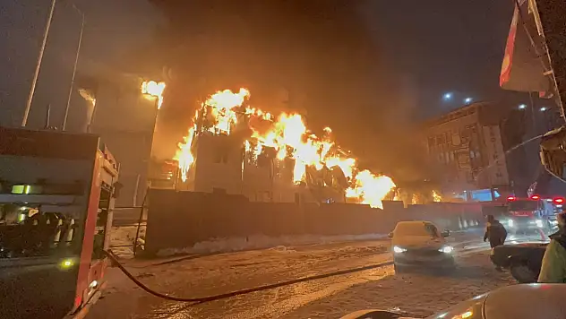 Malatya'da Büyük Yangın