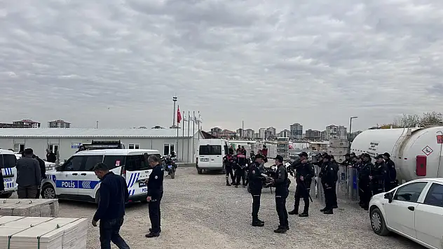 Malatya'da İnşaat Şantiyesinde Bıçaklı Kavga: 4 Yaralı