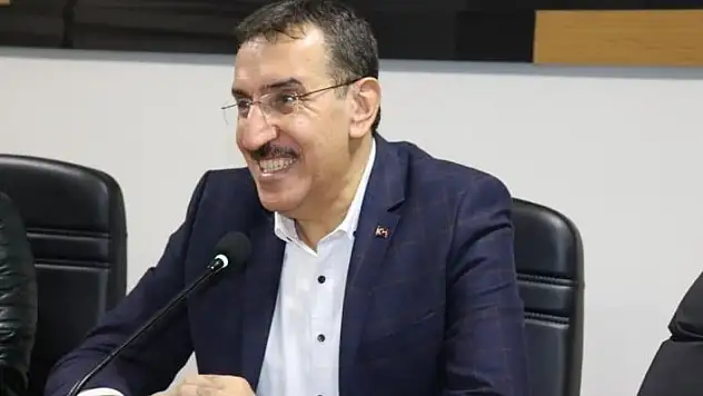 'Milletvekili Tüfenkci, gençlerle bir araya geldi'