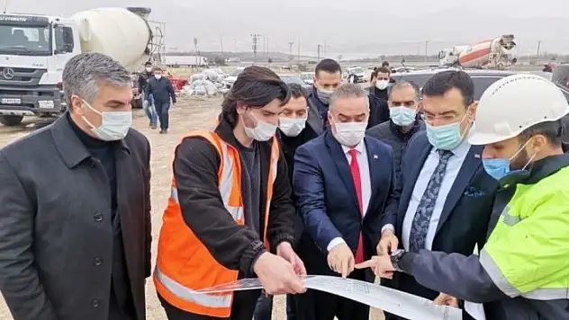 'Milletvekili Tüfenkci: ''Malatya ve Elazığ halkı olarak omuz omuza vererek yaraları sardık'''