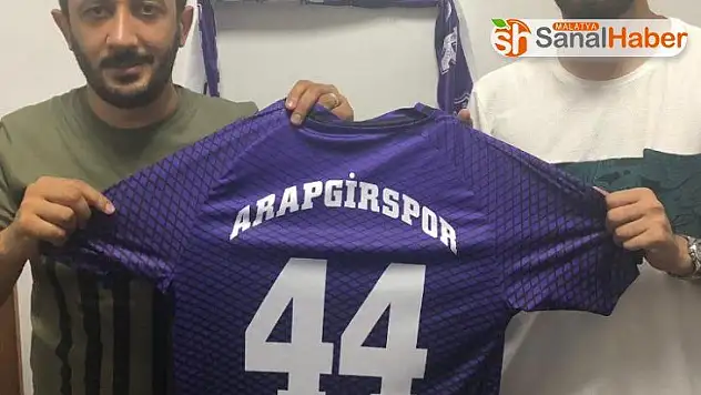 Ünlü rap şarkıcısı Vahap Canbay, Arapgirspor'a transfer oldu