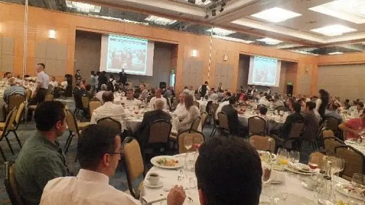 MALATYA GİRİŞİM GRUBU İFTAR YEMEĞİ VERDİ