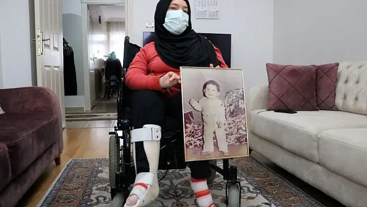 '10 aylıkken çektirdiği fotoğraftan güç alıyor, yetkililerden yardım istiyor'