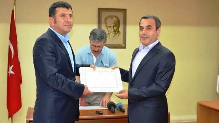 Ağbaba da Milletvekili Mazbatasını Aldı