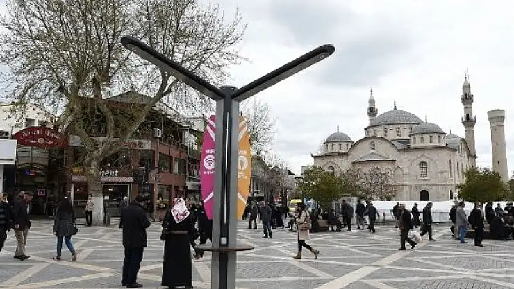 MALATYA ÜCRETSİZ İNTERNETİ SEVDİ