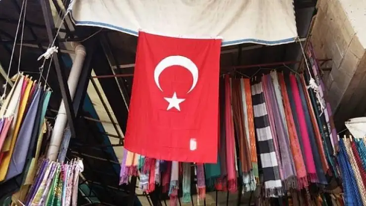 Çarşı Esnafından Dağlıca Saldırısına Bayraklı Tepki