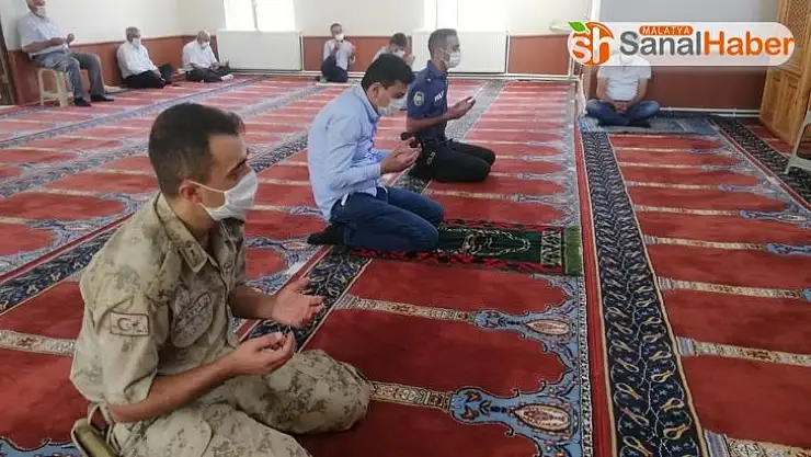 15 Temmuz şehitlerine mevlit