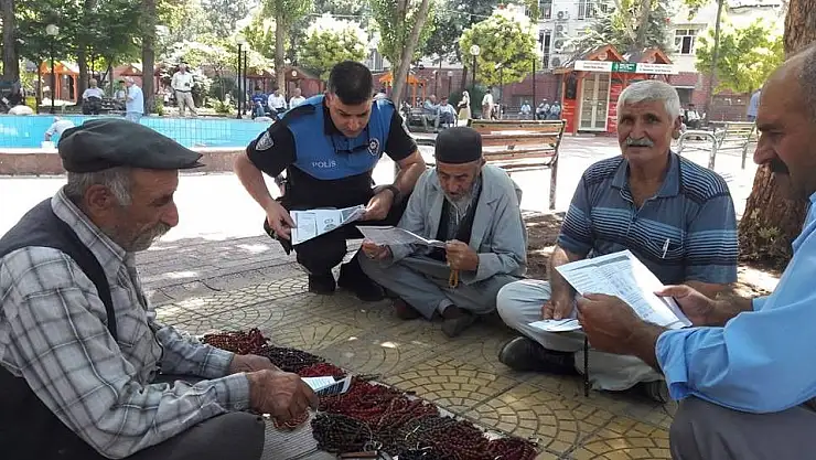 'Kurban Bayramı öncesi polislerden sahte para uyarısı'