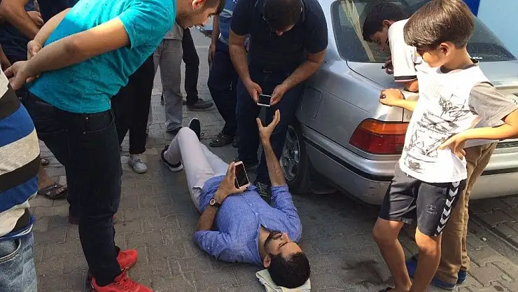 'Otomobil yayaya çarptı: 1 yaralı'