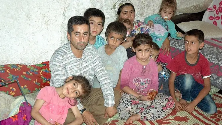 '7 çocuklu ailenin yaşam mücadelesi'