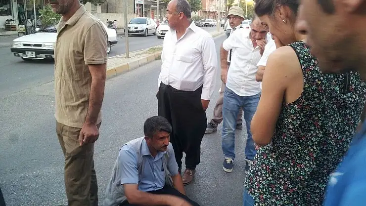 'Otomobille bisiklet çarpıştı: 1yaralı'