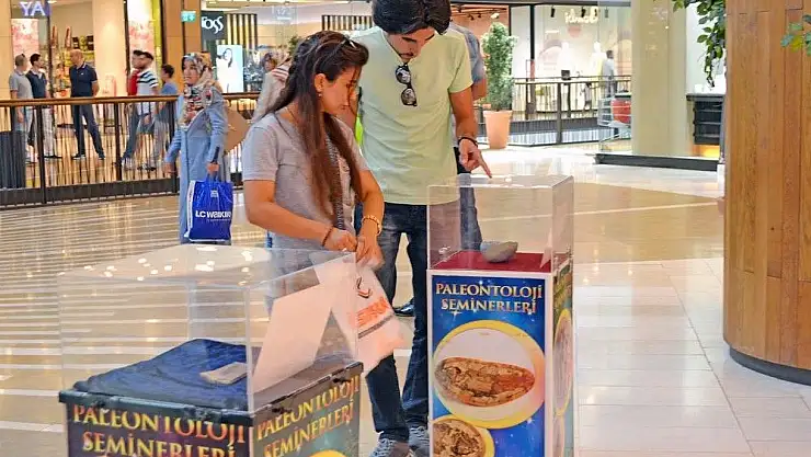 'Geçmişin izleri sergileniyor'