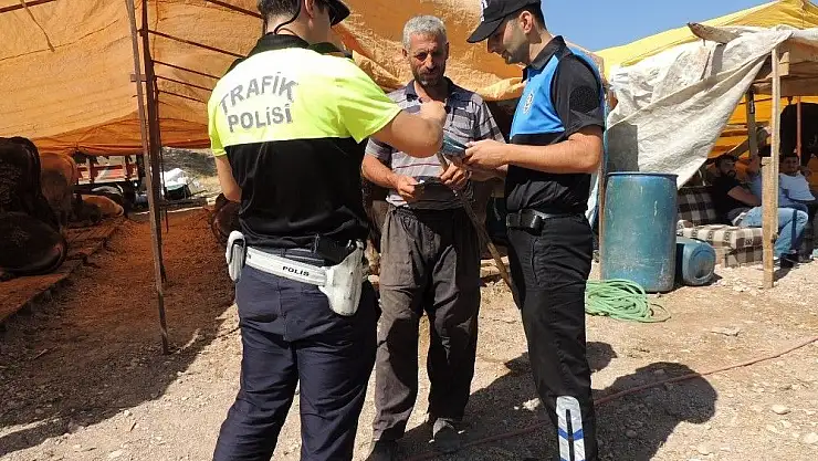 'Bayramda çocuklar tanımadıklara evlere şeker toplamaya gitmesin'