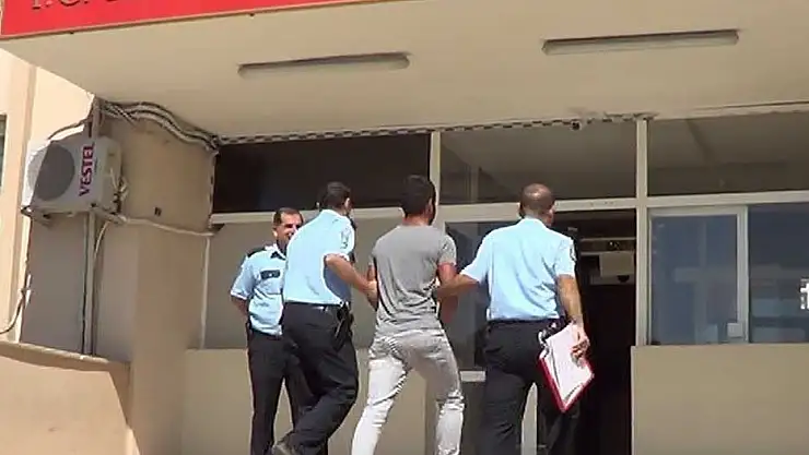 'Kadın öğretmene uçan tekme atan zanlı tutuklandı'