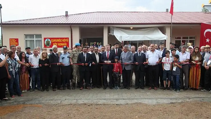 'Vali Gül, köy konağının açılışına katıldı'