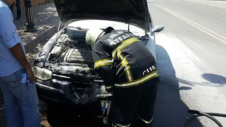 'Araç yangını korkuttu'