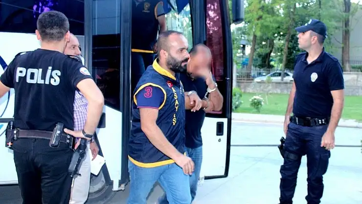 'İnşaattaki cinayetle ilgili 14 zanlı adliyeye sevk edildi'