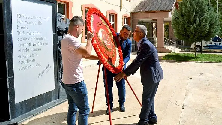 'Besni ilçesinde CHP´nin 94´üncü kuruluş yıldönümü etkinliği'