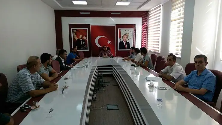 'Kaymakam Kaya, salon sahipleriyle bir araya geldi'