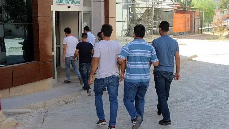 'Elazığ merkezli 14 ilde FETÖ operasyonu: 30 gözaltı'