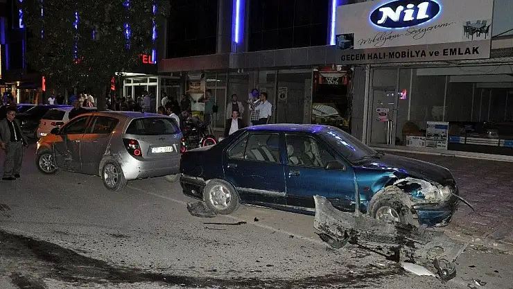'198 promil alkolle direksiyona geçti, park halindeki 6 aracı biçti'