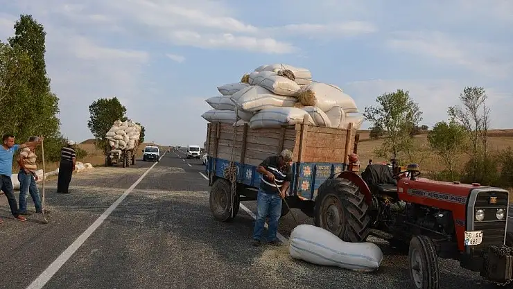 'Başına saman çuvalı düşen traktör sürücüsü yaralandı'