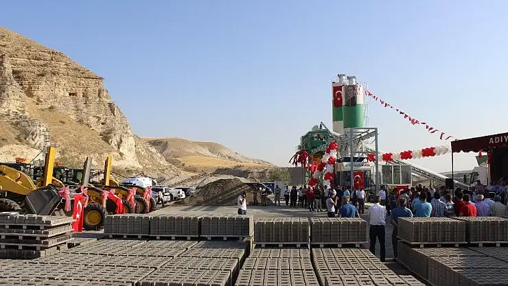 'Kilitli parke taşı tesisi açıldı'