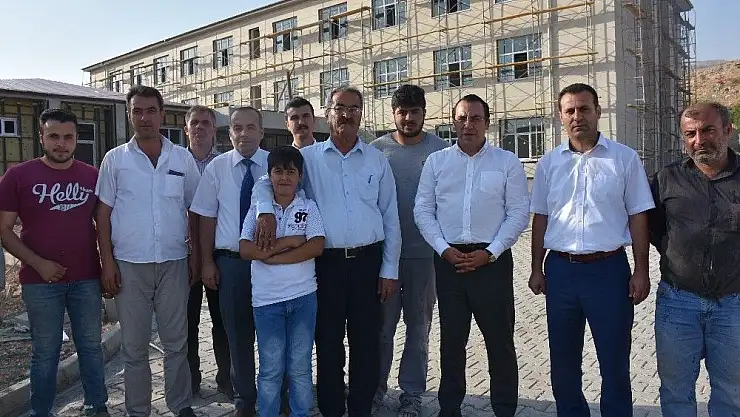 'Narince köyüne çok programlı lise yapılıyor'