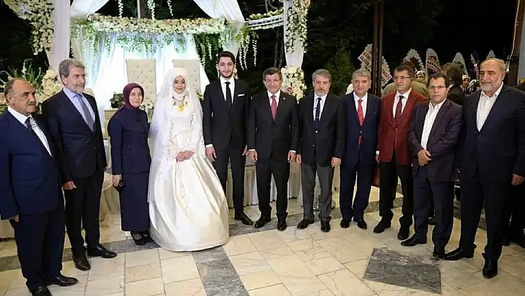 Eski Başbakan Davutoğlu Malatya´da