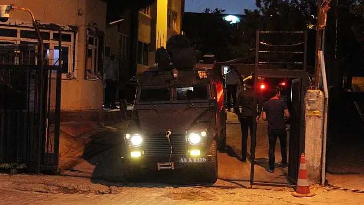 Malatya´da zehir tacirlerine şafak baskını