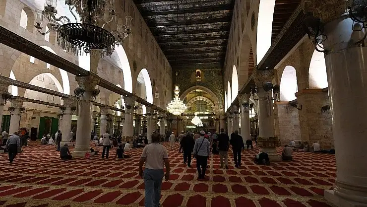 'Kudüs ziyareti ve mukaddes mekanlara yolculuk'