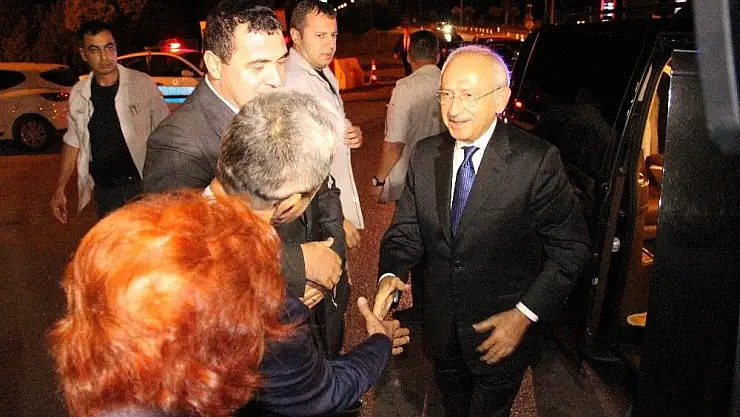 'Kılıçdaroğlu oğlunun yemin töreni için Sivas´a geldi'