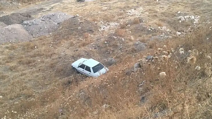 'Adıyaman´da otomobil çaya uçtu: 1 yaralı'
