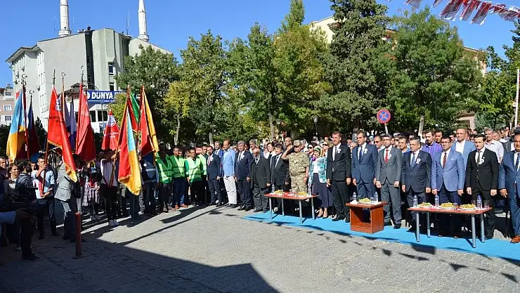 '19. Besni Eğitim Bayramı başladı'