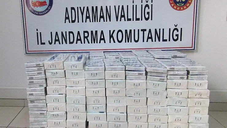 'Jandarma kaçak sigara ele geçirdi'