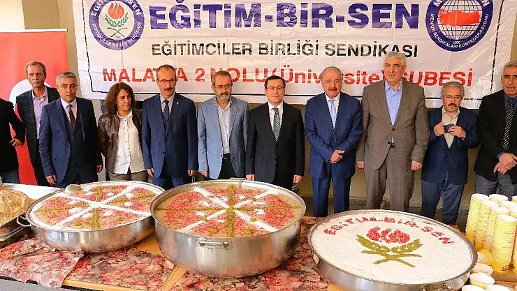 'Eğitim-Bir-Sen Üniversite Şubesinden Aşure günü etkinliği'