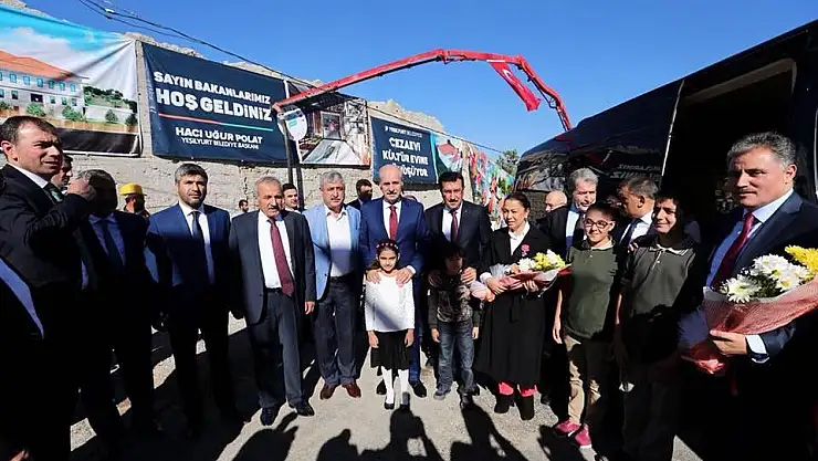 Bakan Kurtulmuş´tan Kürt devleti ve terör koridoru tepkisi