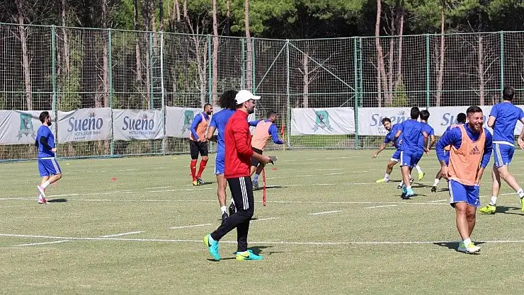 Başkan Adil Gevrek kampı ziyaret etti