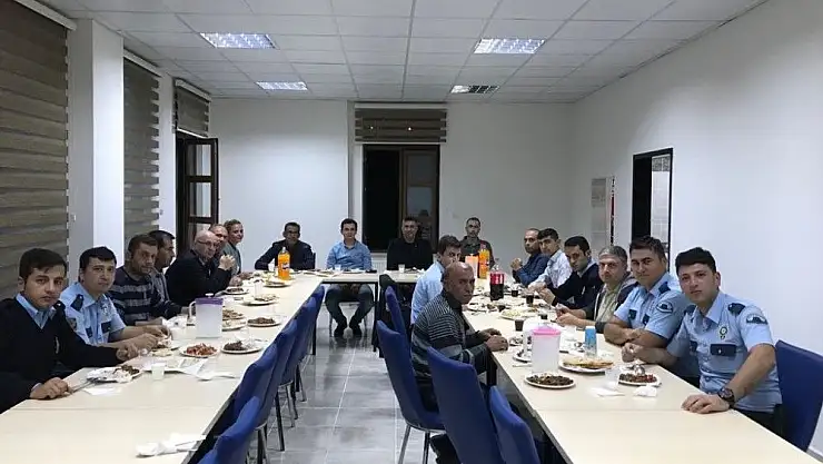 'Tut emniyet amirinden kurumlar arası dayanışma yemeği'