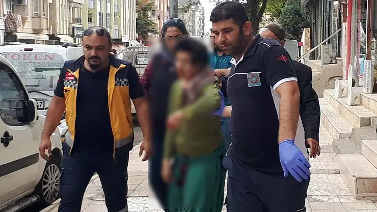 'Kardeşi tarafından bıçaklanan engelli kız hayatını kaybetti'