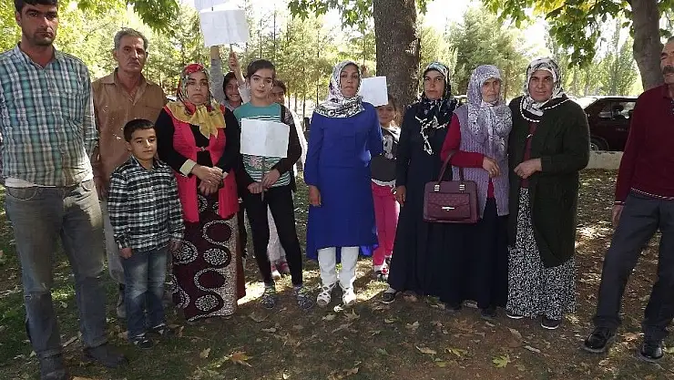 Malatya'da Paralarını alamadıklarını iddia eden işçilerden eylem