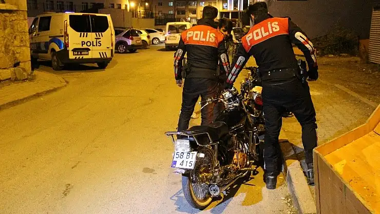'Hem polisten ceza hem de babasından fırça yedi'